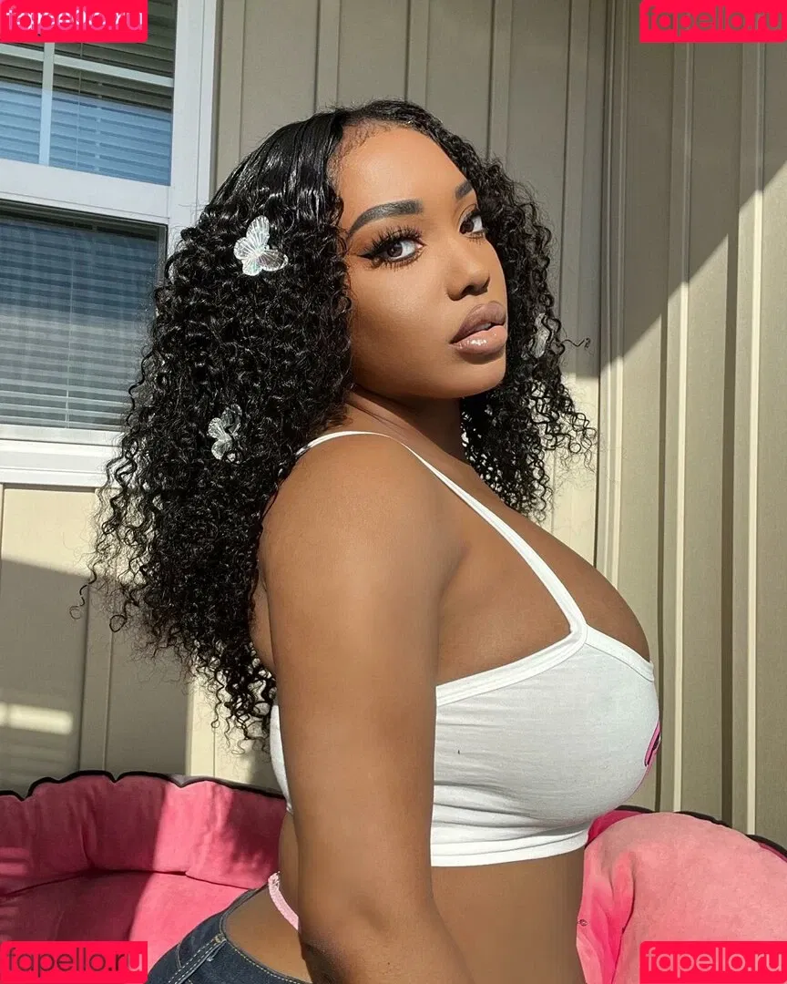 Mswandaxo Onlyfans Photo Gallery 