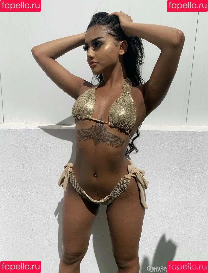 Nurshh Onlyfans Photo Gallery 