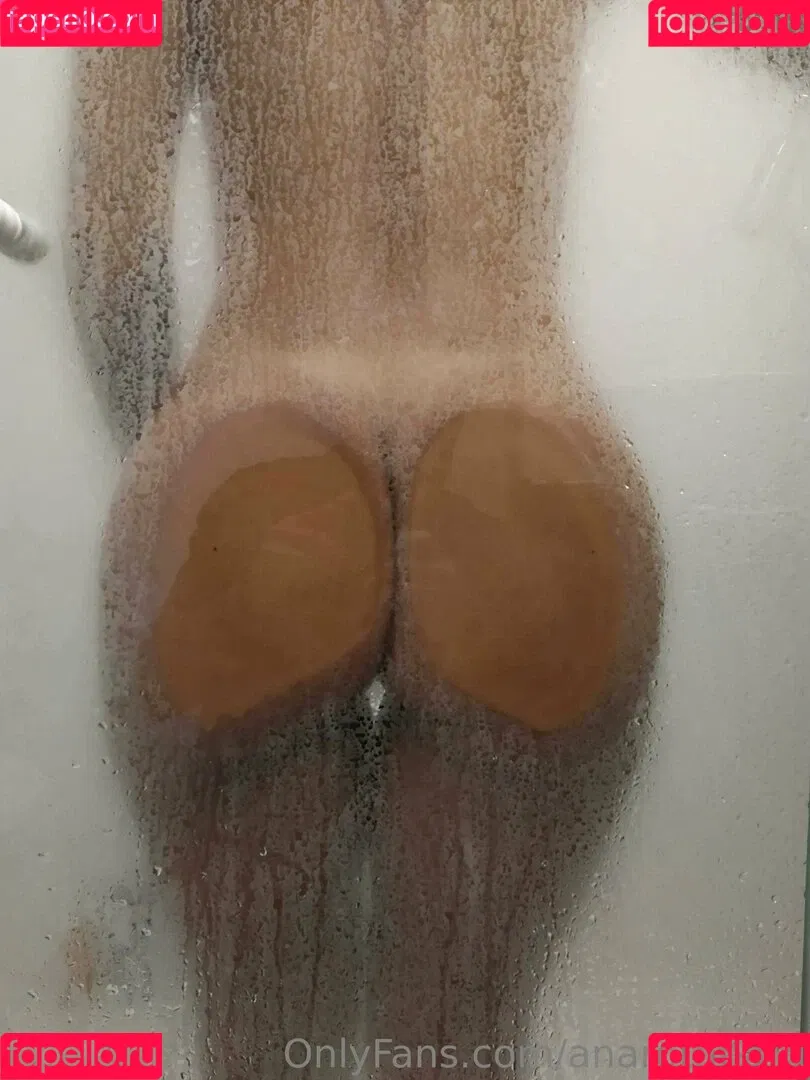 anarothbard Onlyfans Photo Gallery 