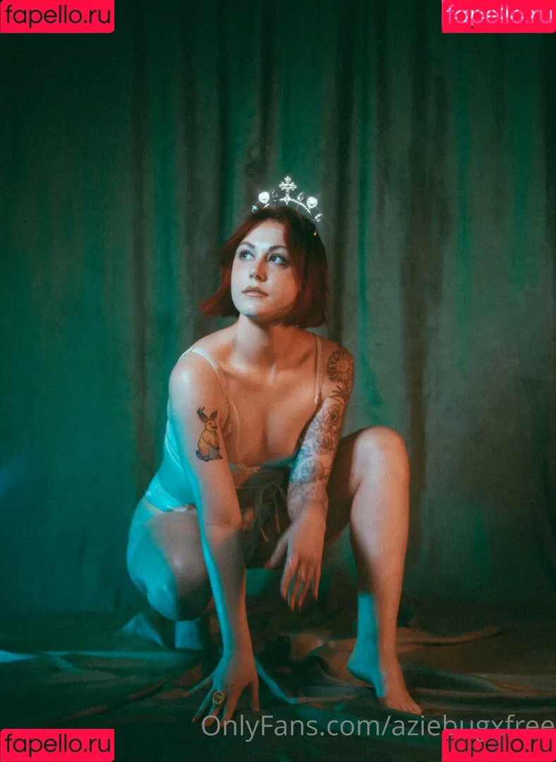 aziebugxfree Onlyfans Photo Gallery 