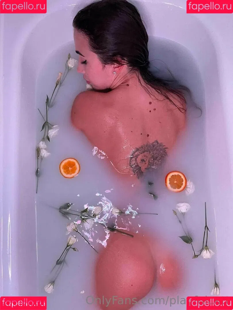 radacatt Onlyfans Photo Gallery 