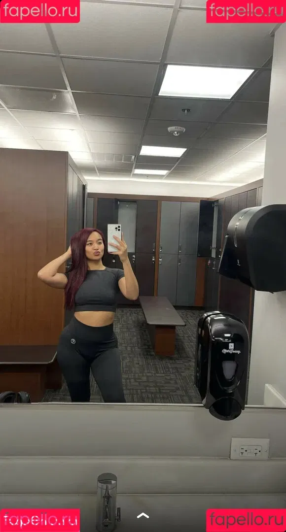 Regina_Unite Onlyfans Photo Gallery 