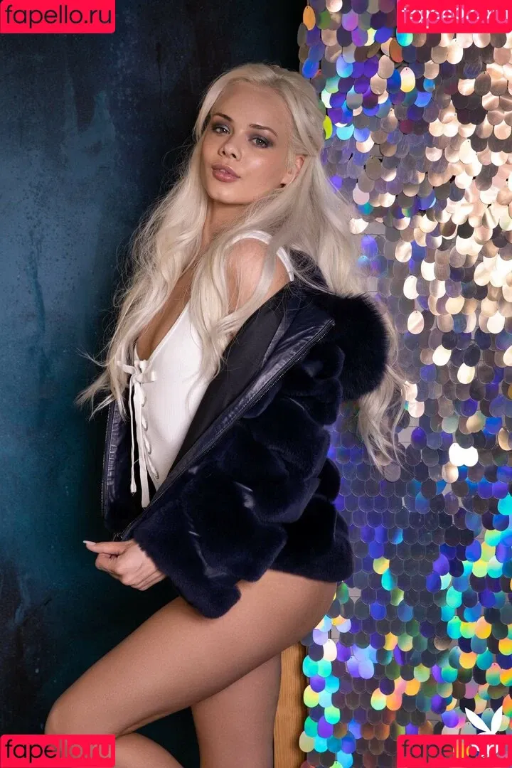 Elsa Jean Onlyfans Photo Gallery 