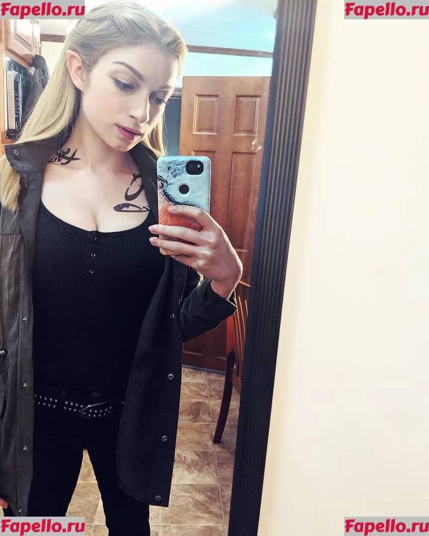 Sydney Meyer Onlyfans Photo Gallery 