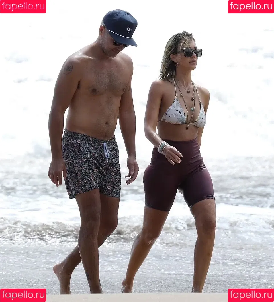 Jessica Alba Onlyfans Photo Gallery 