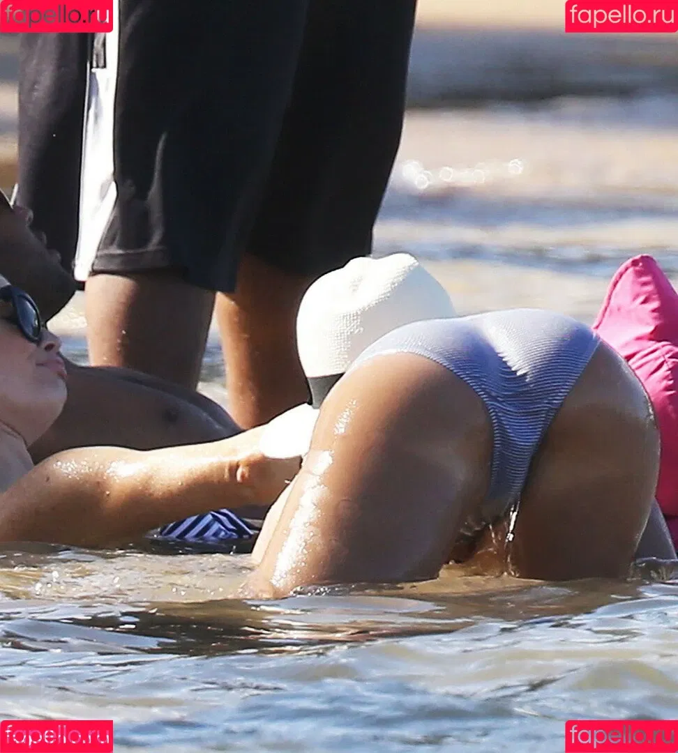 Jessica Alba Onlyfans Photo Gallery 