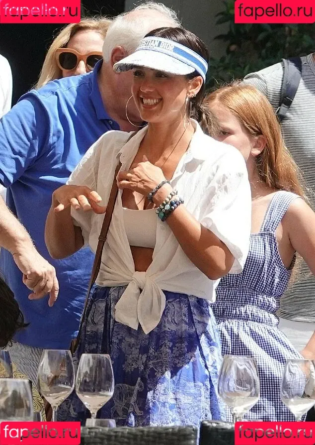 Jessica Alba Onlyfans Photo Gallery 