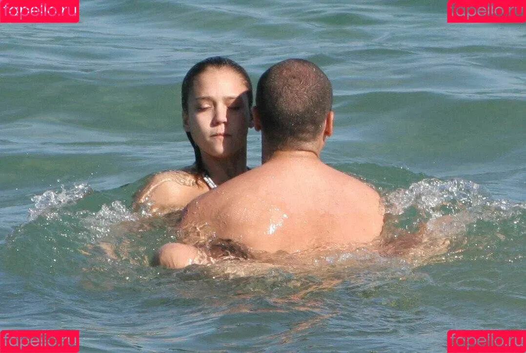Jessica Alba Onlyfans Photo Gallery 