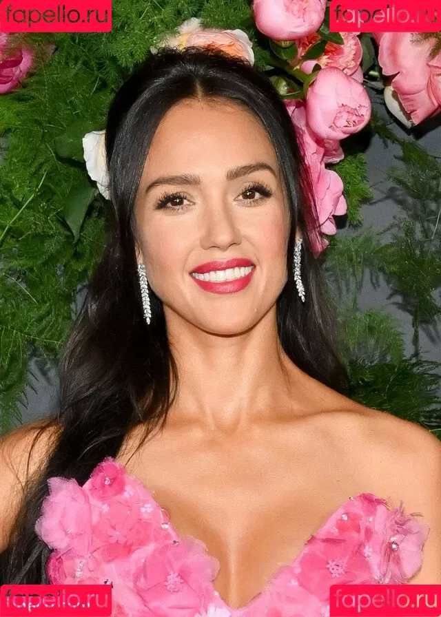 Jessica Alba Onlyfans Photo Gallery 