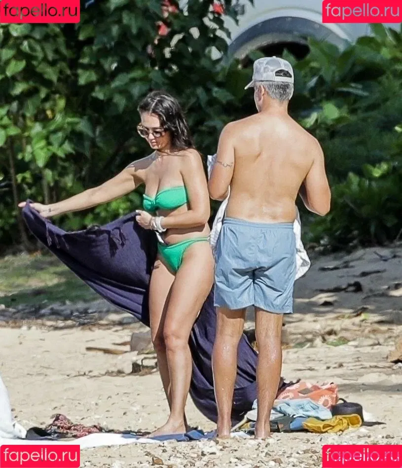 Jessica Alba Onlyfans Photo Gallery 