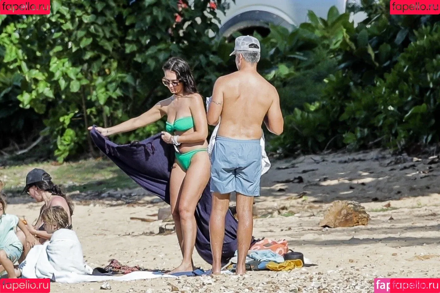 Jessica Alba Onlyfans Photo Gallery 