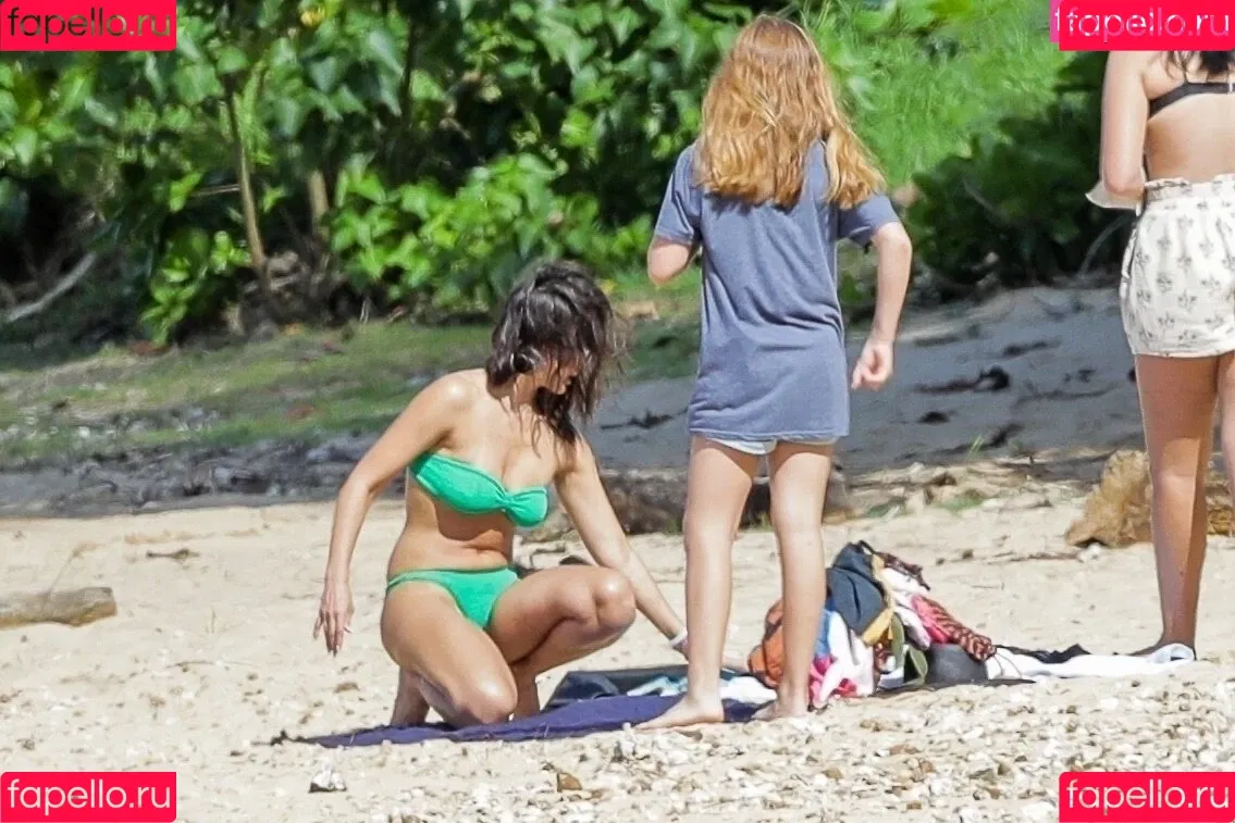 Jessica Alba Onlyfans Photo Gallery 