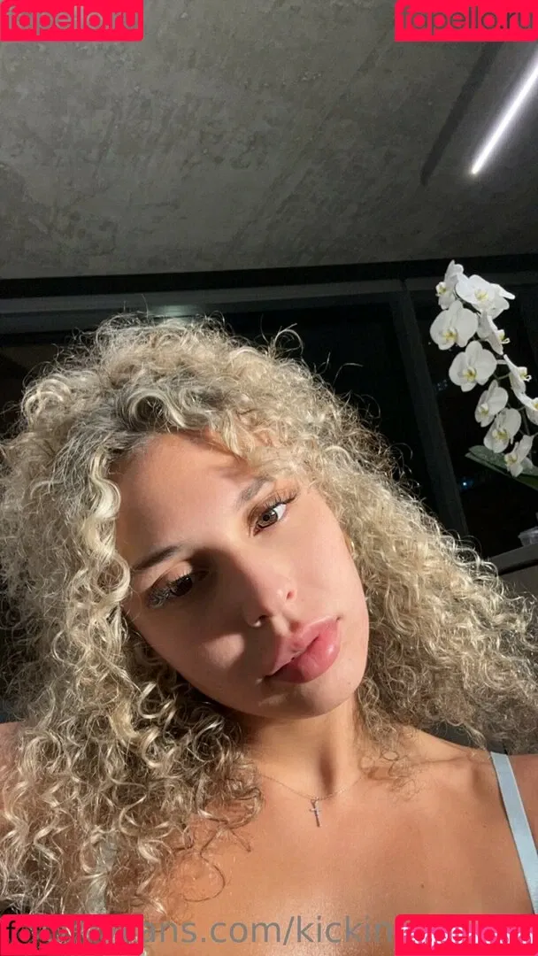 kickingitwithk Onlyfans Photo Gallery 