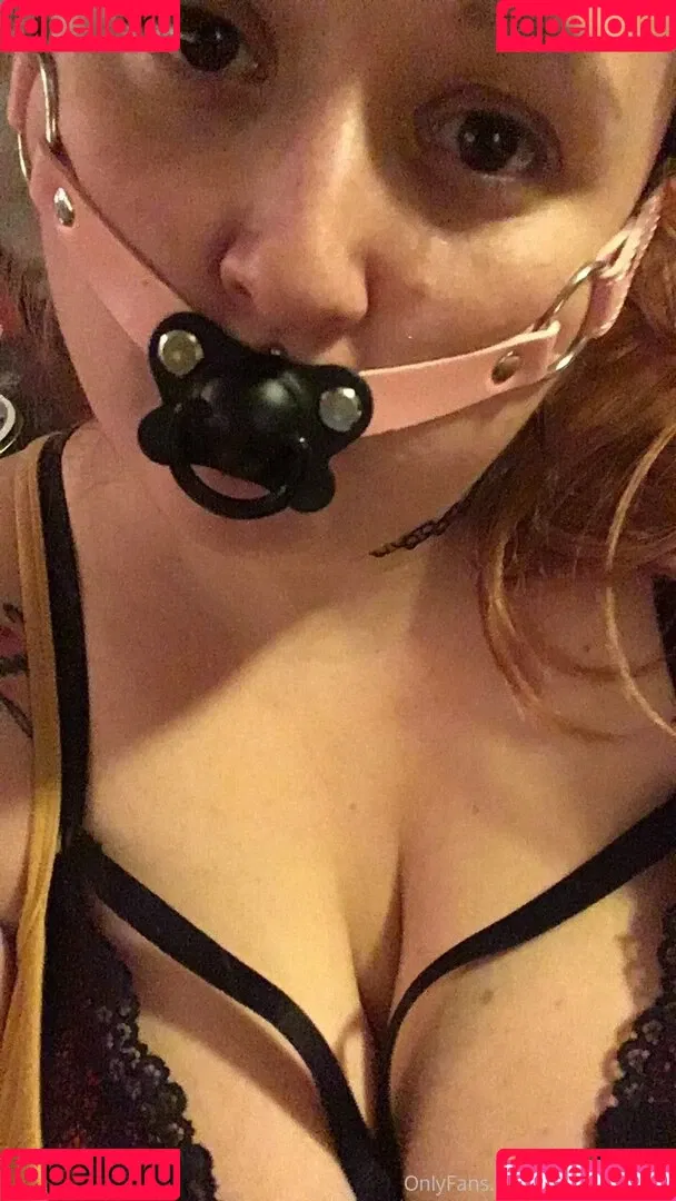 leahloolabelle Onlyfans Photo Gallery 