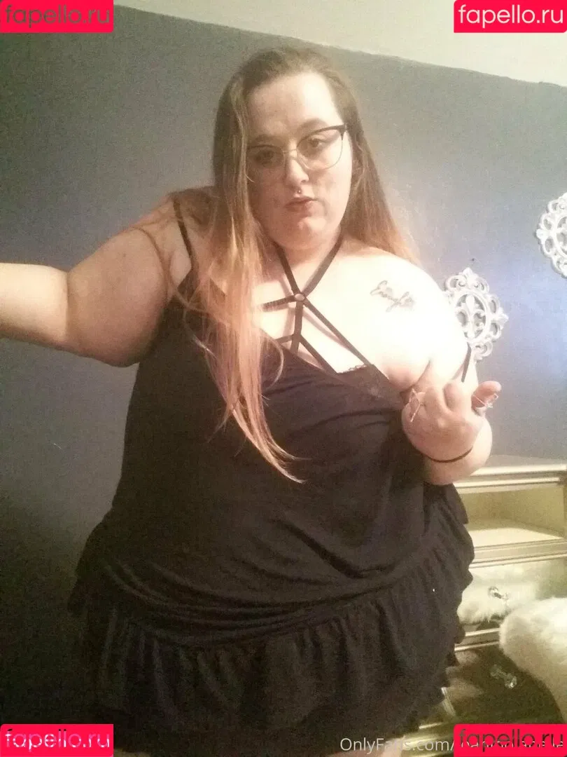 leahloolabelle Onlyfans Photo Gallery 