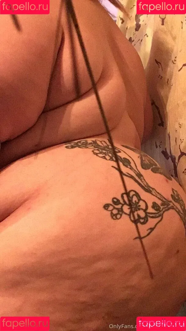 leahloolabelle Onlyfans Photo Gallery 