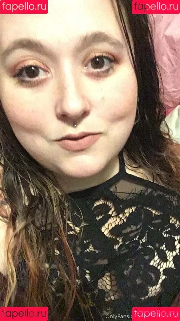 leahloolabelle Onlyfans Photo Gallery 