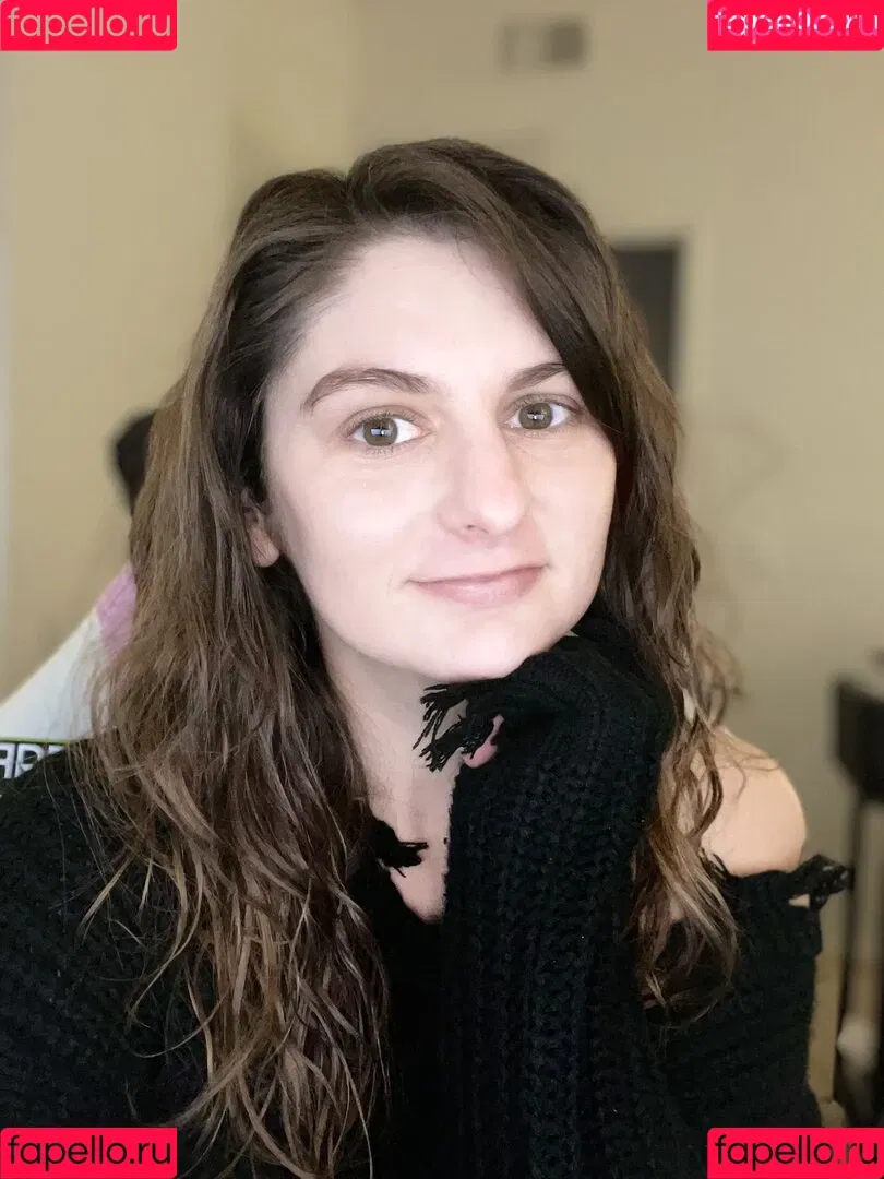 Molly Onlyfans Photo Gallery 