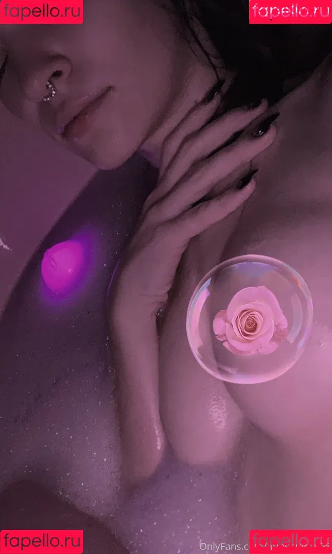 arinsquirrel98 Onlyfans Photo Gallery 