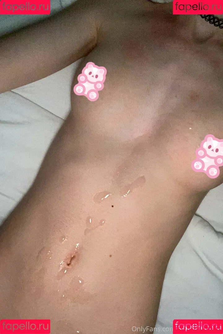 arinsquirrel98 Onlyfans Photo Gallery 