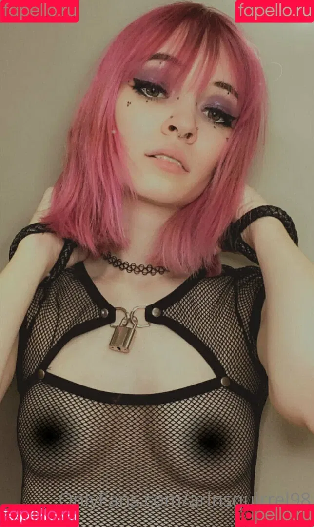 arinsquirrel98 Onlyfans Photo Gallery 