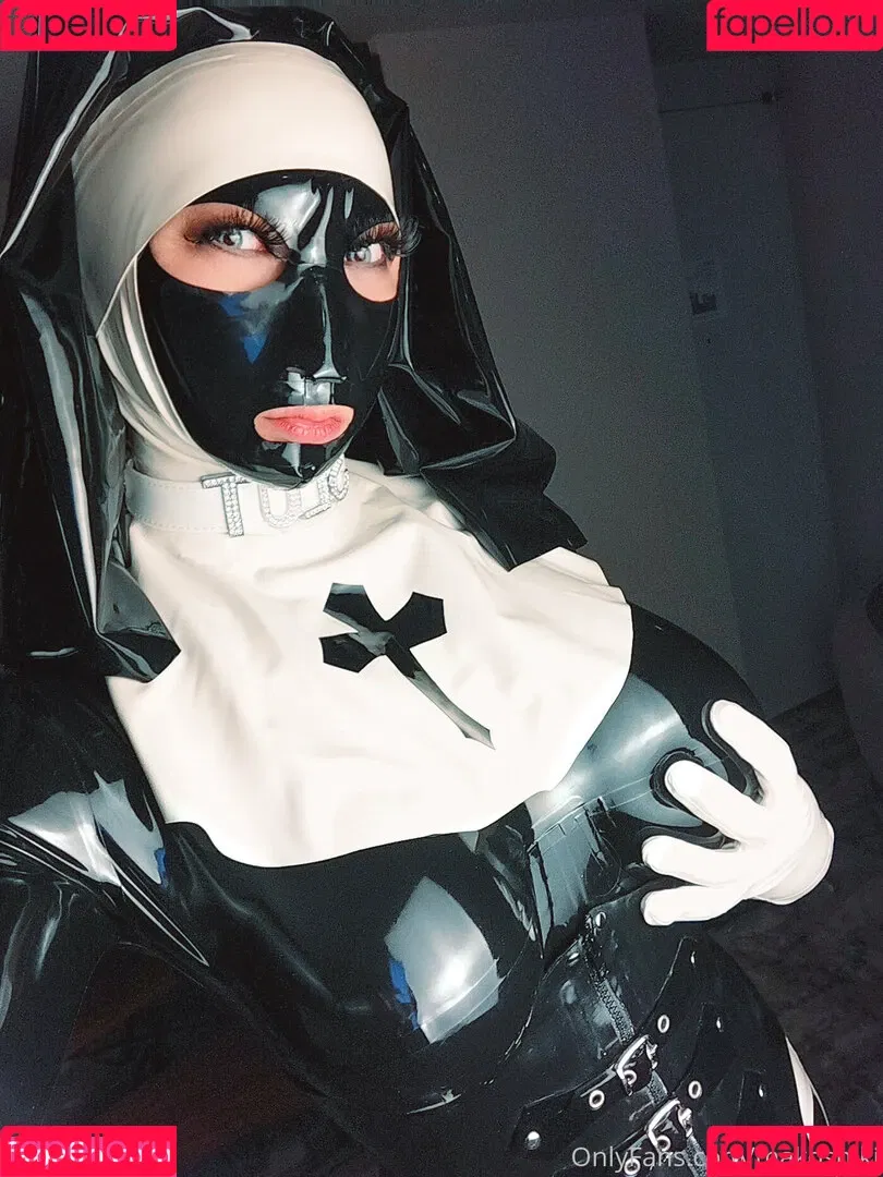 makoshiki Onlyfans Photo Gallery 