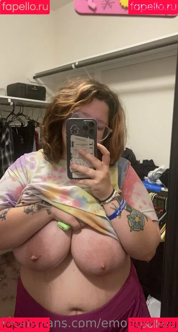 emobbwfree Onlyfans Photo Gallery 