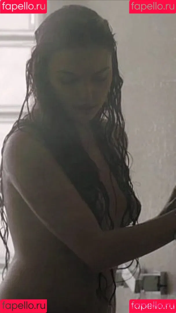 Isis Valverde Onlyfans Photo Gallery 