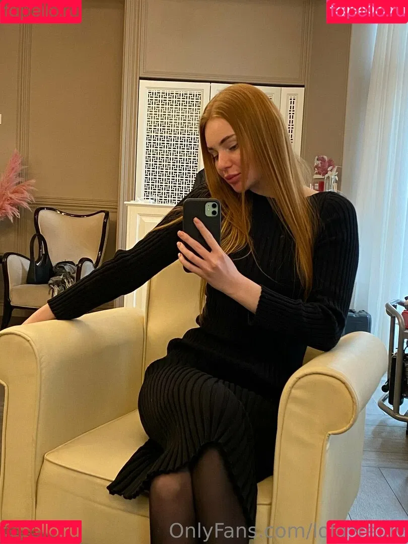 lola_redly Onlyfans Photo Gallery 