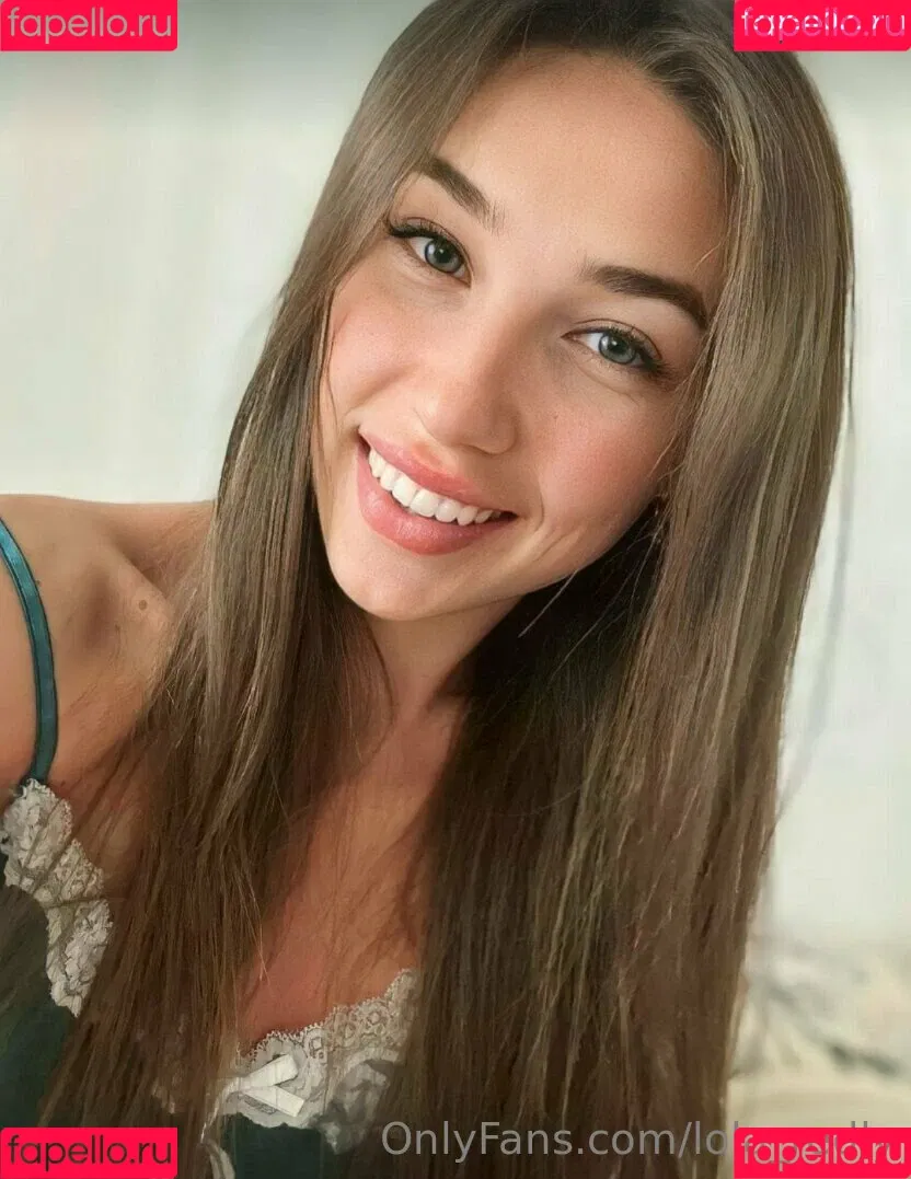 lola_redly Onlyfans Photo Gallery 