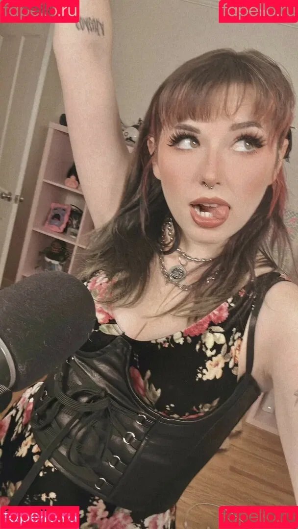 NotSaige Onlyfans Photo Gallery 