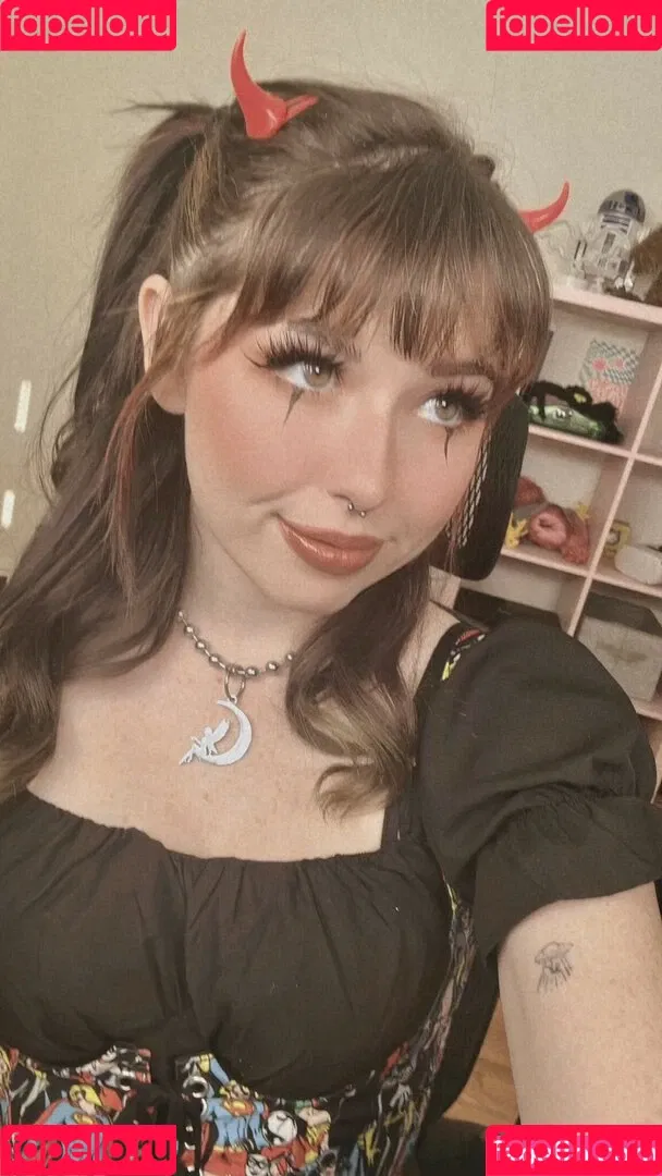 NotSaige Onlyfans Photo Gallery 