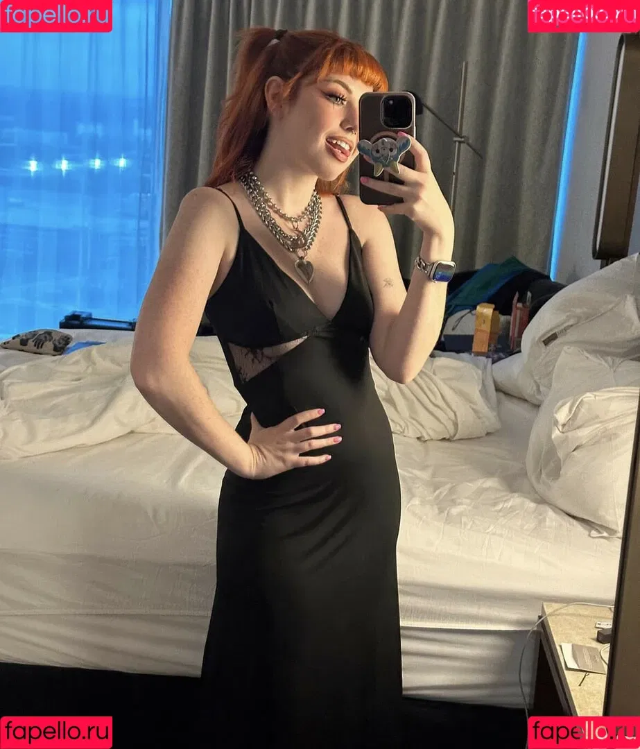 NotSaige Onlyfans Photo Gallery 