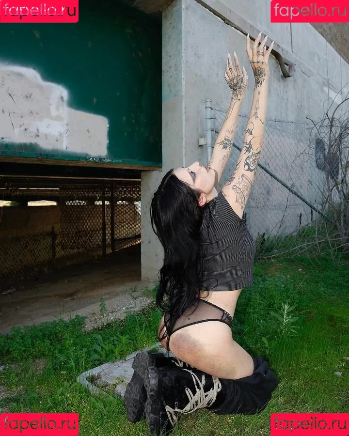 DeathbyRomy Onlyfans Photo Gallery 