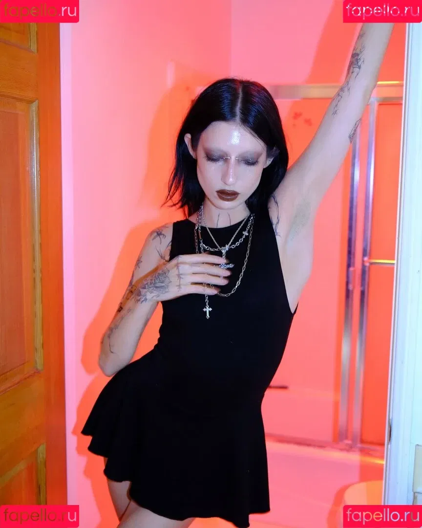 DeathbyRomy Onlyfans Photo Gallery 
