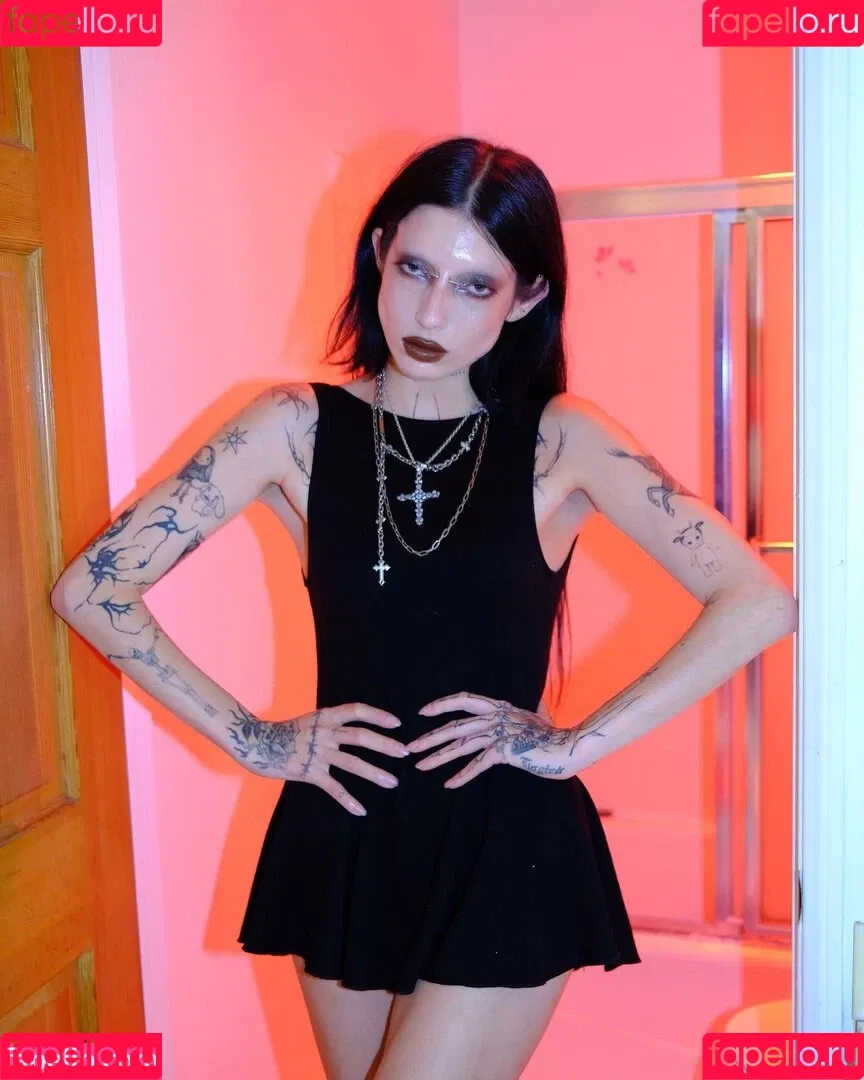 DeathbyRomy Onlyfans Photo Gallery 