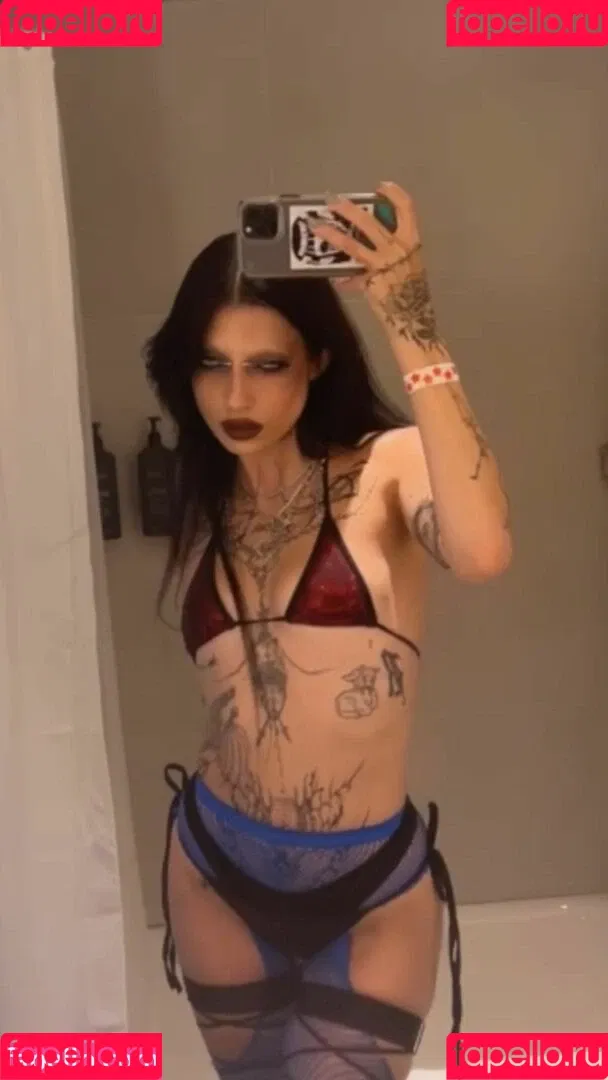 DeathbyRomy Onlyfans Photo Gallery 