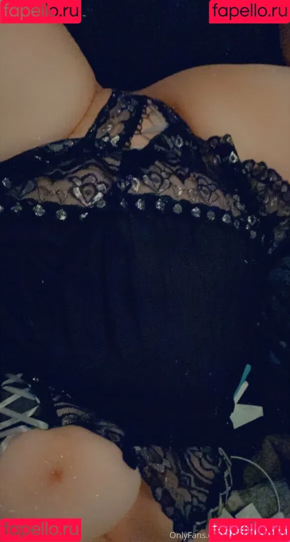 thescarlettfawx Onlyfans Photo Gallery 