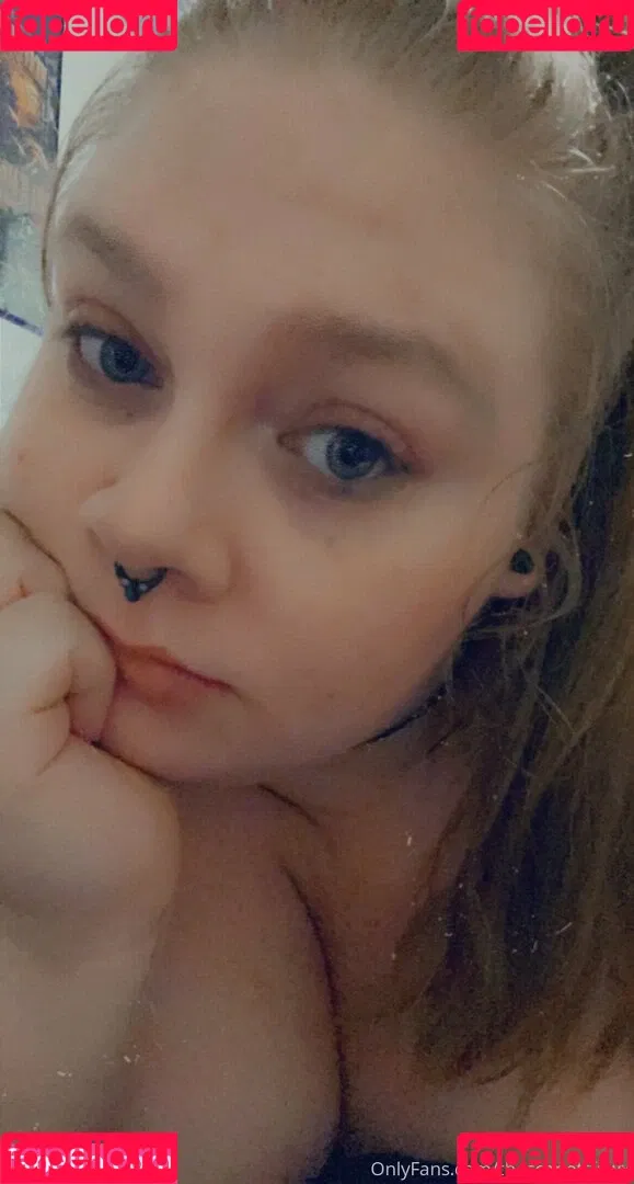 thescarlettfawx Onlyfans Photo Gallery 