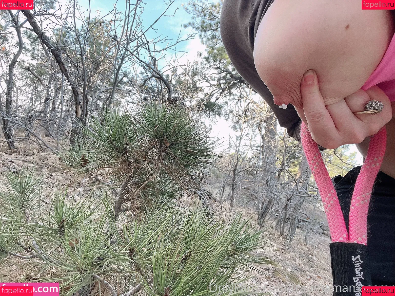 Trauma Mama ASMR Onlyfans Photo Gallery 