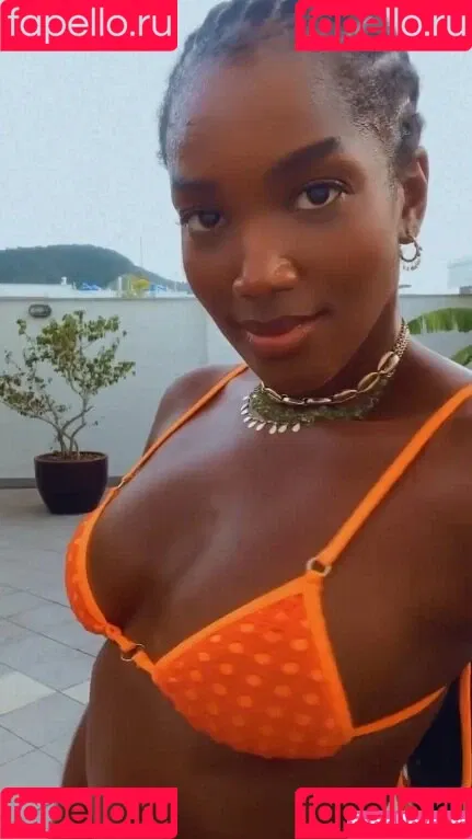 IZA Onlyfans Photo Gallery 