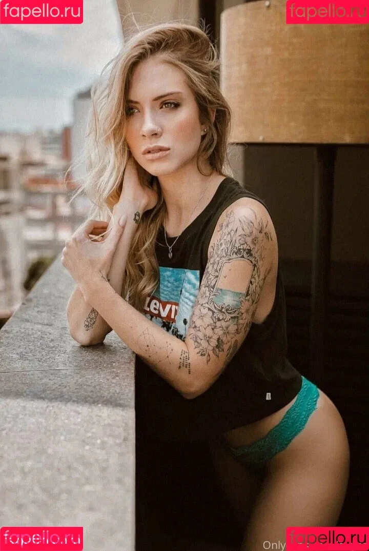 euyaz Onlyfans Photo Gallery 