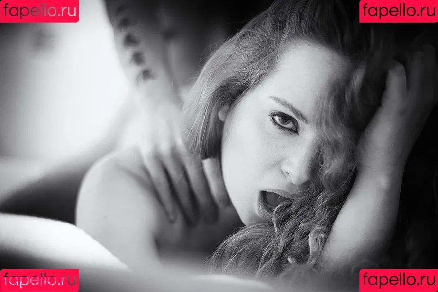 Emily Hamilton Onlyfans Photo Gallery 