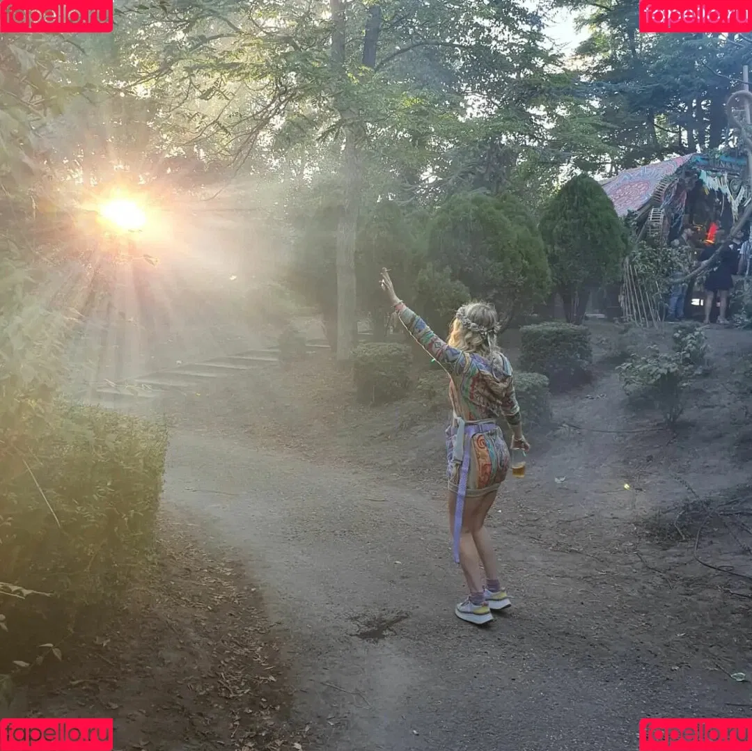 Aurora Indica Onlyfans Photo Gallery 