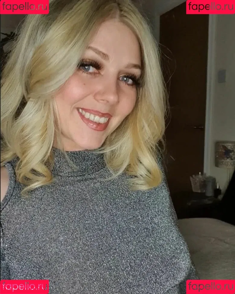 Aurora Indica Onlyfans Photo Gallery 