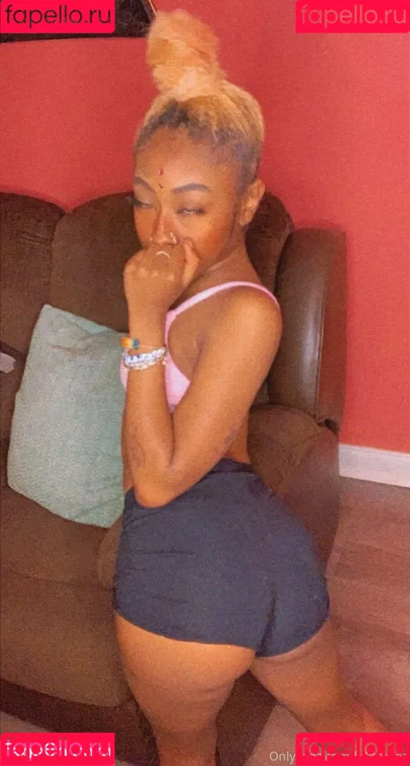 b4dakeez Onlyfans Photo Gallery 