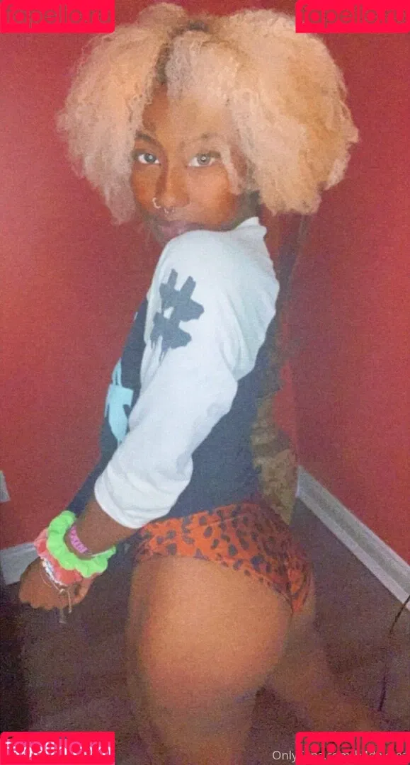 b4dakeez Onlyfans Photo Gallery 