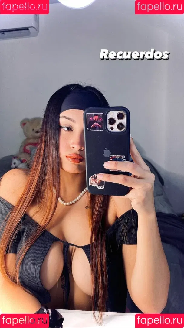 Seleneitor Onlyfans Photo Gallery 