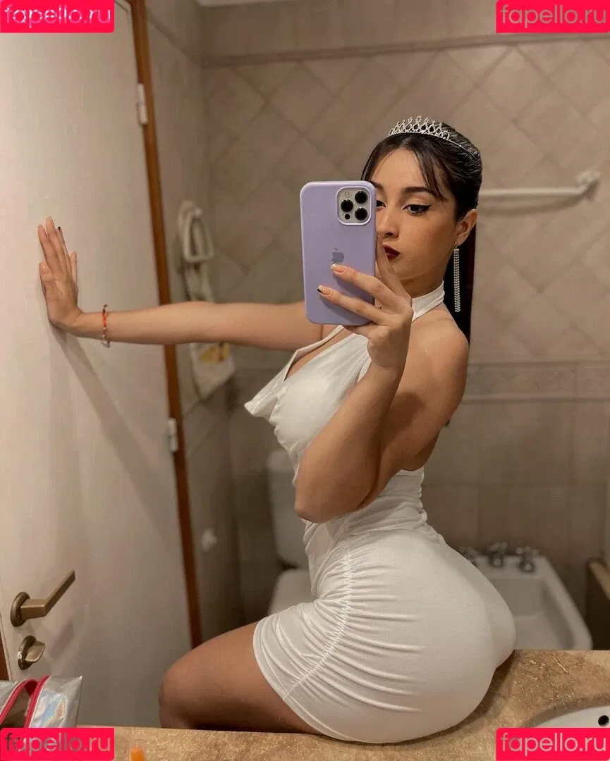Seleneitor Onlyfans Photo Gallery 
