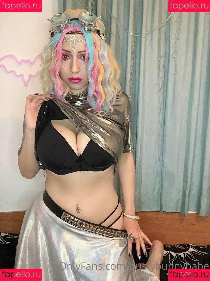 bustybunnybabe Onlyfans Photo Gallery 